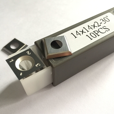 購入 YG8炭化物の挿入物の木製の回転用具の高い靭性の耐久性 online manufacture