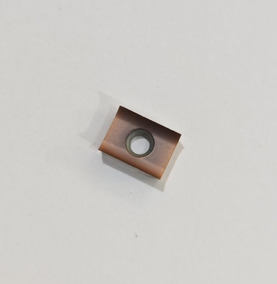 購入 高コストの性能加工のための赤硬セメントカービッド挿入物 online manufacture