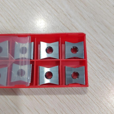 名前